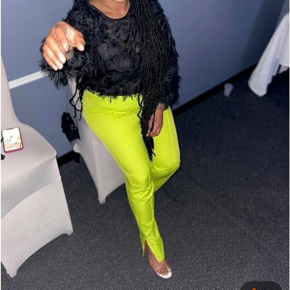 Drop shoulder lantern sleeve fuzzy blouse - Picture 2 of 4